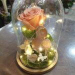 Καμπάνα με forever rose και τα στοιχεία νεογέννητου μωρού