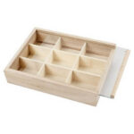 Κουτί με χωρίσματα και γυάλινο καπάκι 17×13 cm