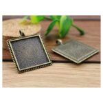 Μενταγιόν μεταλλικό Antique Bronze Square 25mm